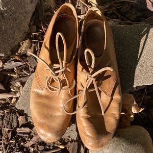 Frye Jillian Oxford size 8.5